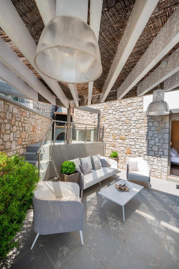 Villa Costamare - Enjoy Lazy Days On The Private Pool-Jacuzzi Pefki المظهر الخارجي الصورة