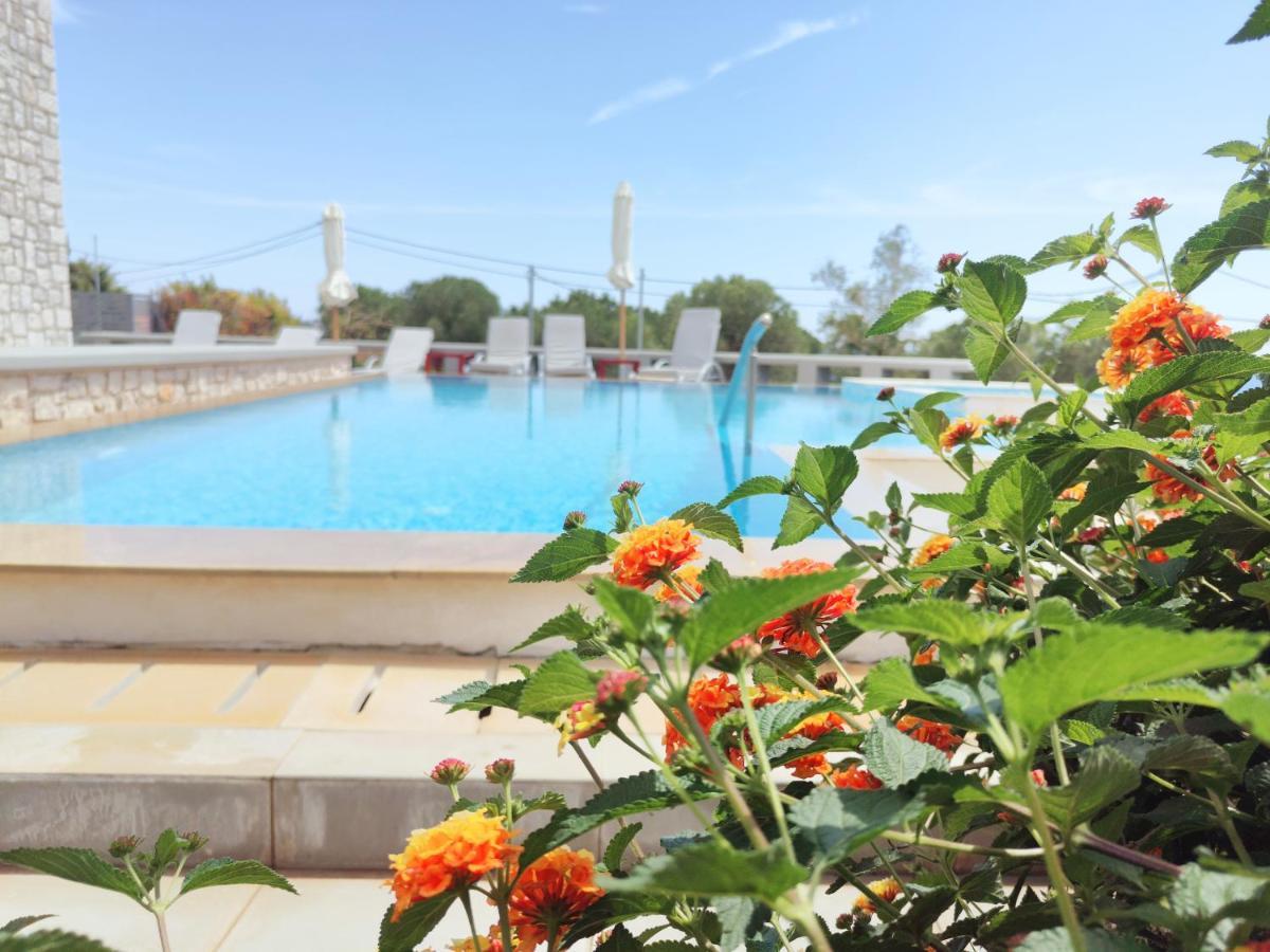 Villa Costamare - Enjoy Lazy Days On The Private Pool-Jacuzzi Pefki المظهر الخارجي الصورة