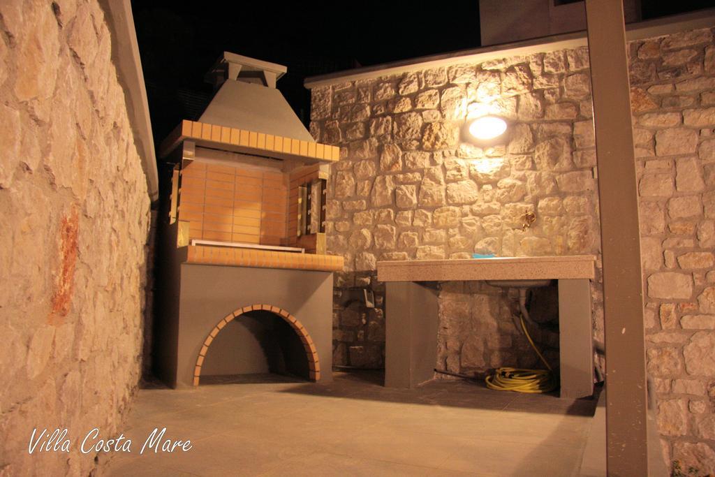 Villa Costamare - Enjoy Lazy Days On The Private Pool-Jacuzzi Pefki الغرفة الصورة