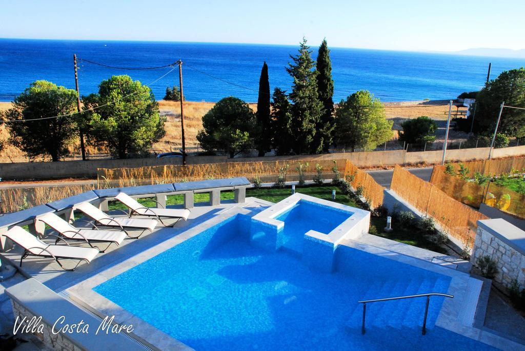 Villa Costamare - Enjoy Lazy Days On The Private Pool-Jacuzzi Pefki الغرفة الصورة